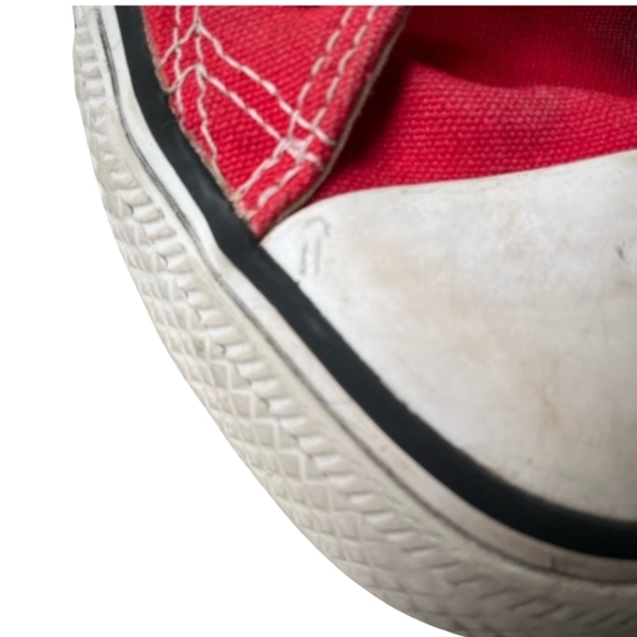 Converse Red Canvas Sneakers Runners Trendy Shoe Women's 8 - Picture 4 of 7